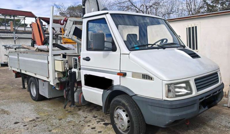 Iveco Daily 59.12 usato con gru Bonfiglioli &ndash; patente C pieno