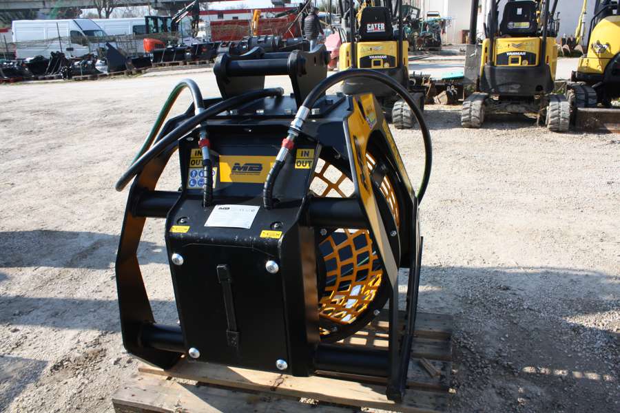 Noleggio Benna vagliante MB-S10 S4 16 benna vagliatrice Mb S10 00