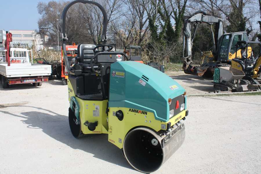 Noleggio Rullo Ammann ARX 12 1 Noleggio Rullo Ammann ARX 12
