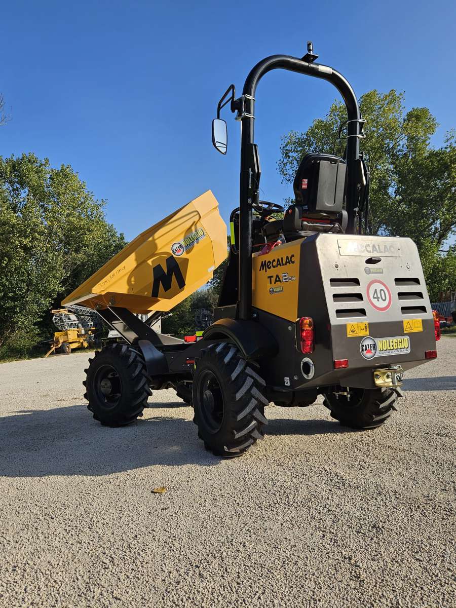 Noleggio Dumper Mecalac TA2 SH 9 dumper mecalac ta2 sh 01