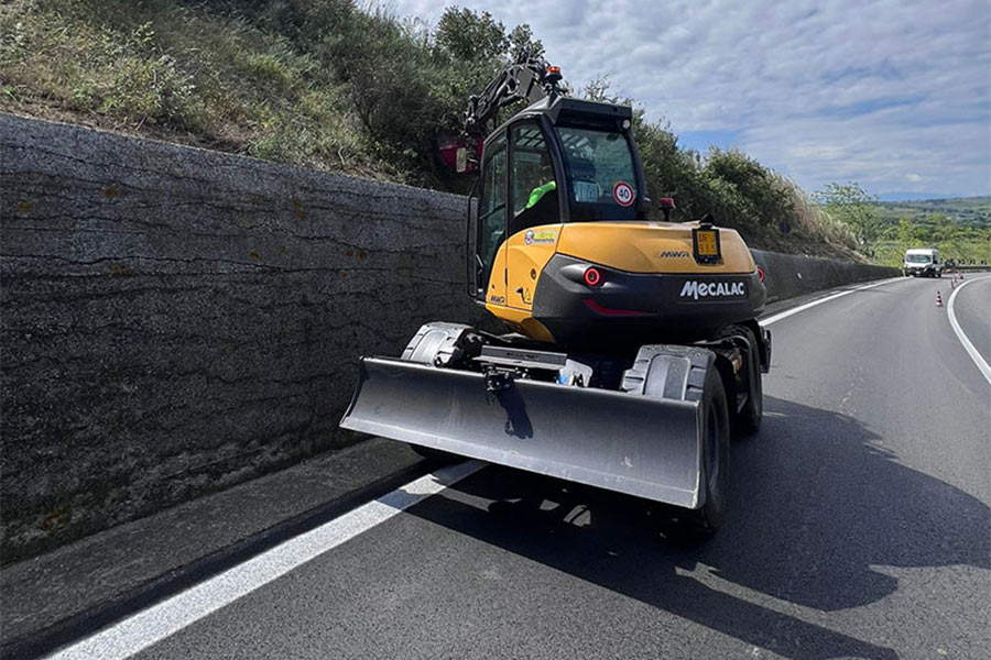 Noleggio Escavatore gommato Mecalac 9MWR 8 mecalac-9-mwr-evidenza