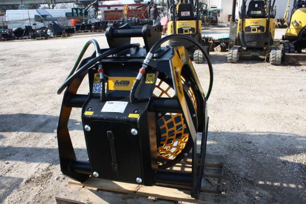 Noleggio Benna vagliante MB-S10 S4 4 benna-vagliatrice-Mb-S10-00