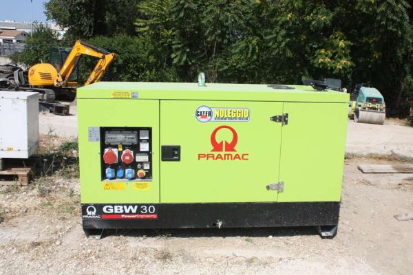 Noleggio Gruppo Elettrogeno Pramac GBW 30 2 gruppo-elettrogeno-pramac-GBW-30-00