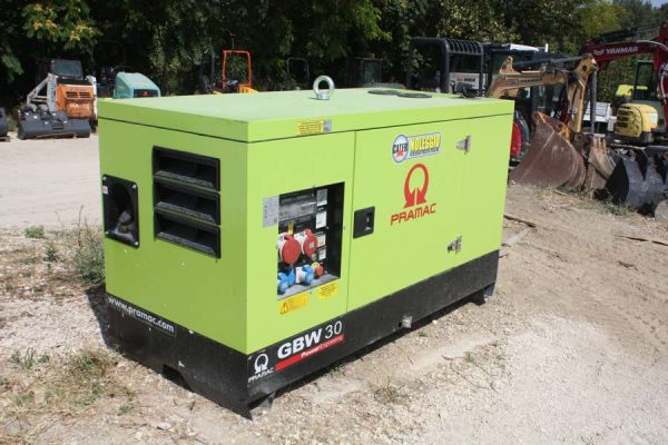 Noleggio Gruppo Elettrogeno Pramac GBW 30 4 gruppo-elettrogeno-pramac-GBW-30-02