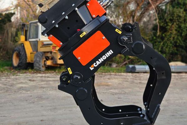 Noleggio Pinza selezionatrice Cangini PF250 1 noleggio pinza selezionatrice Cangini PF250