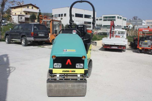 Noleggio Rullo Ammann ARX 12 6 rullo-amman-arx-12-nolo-02