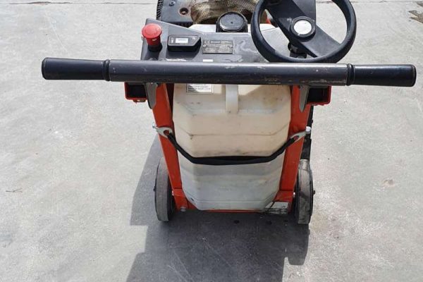 tagliasuolo-husqvarna-fs400-lv-03