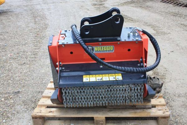 Noleggio Trincia Eurocomach TTE60 R 7 testata-trinciante-eurocomach-TTE-60-05