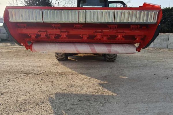 Noleggio Trincia Simatech THB220 4 trincia-simatech-thb220-02