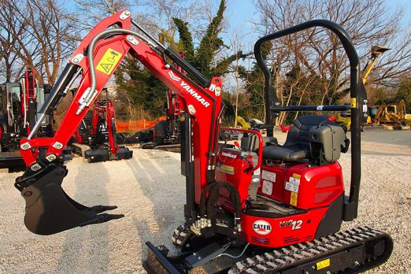 yanmar-vio-12-evidenza